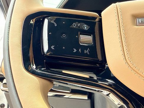 New 2026 Land Rover Range Rover Sport Dynamic SE AWD/4WD image 37