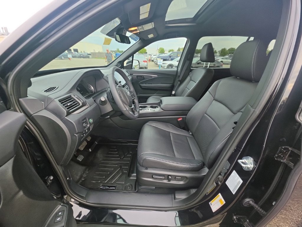 Certified 2024 Honda Passport EX-L image 14