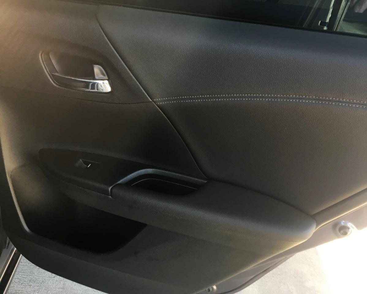 Used 2016 Honda Accord EX image 17