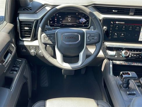 New 2025 GMC Sierra 1500 Denali w/ Denali Reserve Package image 14