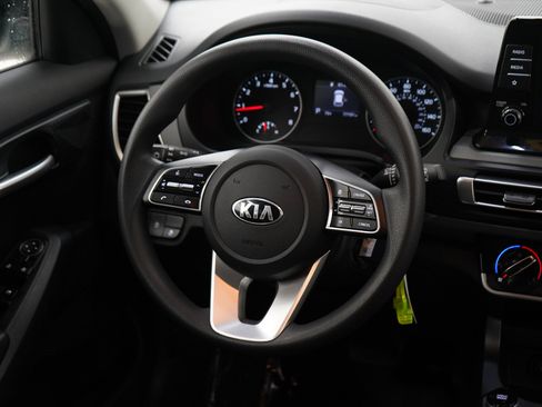 Used 2021 Kia Seltos LX AWD/4WD image 14