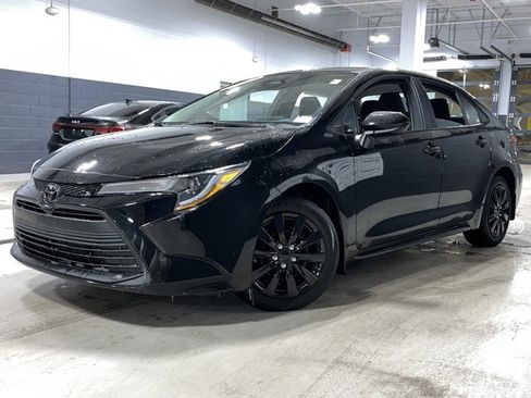 Used 2024 Toyota Corolla LE image 27