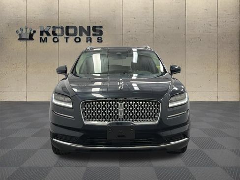 Used 2022 Lincoln Nautilus Reserve AWD/4WD image 2