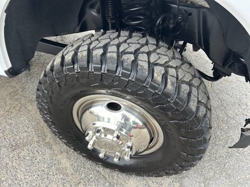 Used 2019 Ford F350 XL w/ Power Equipment Group AWD/4WD image 11