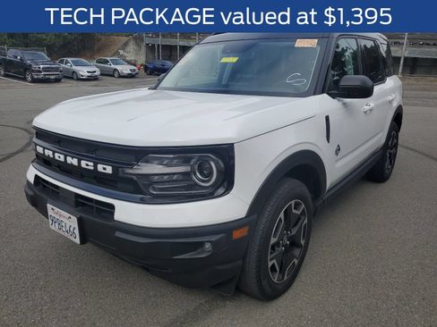 Certified 2024 Ford Bronco Sport Outer Banks w/ Tech Package AWD/4WD image 4