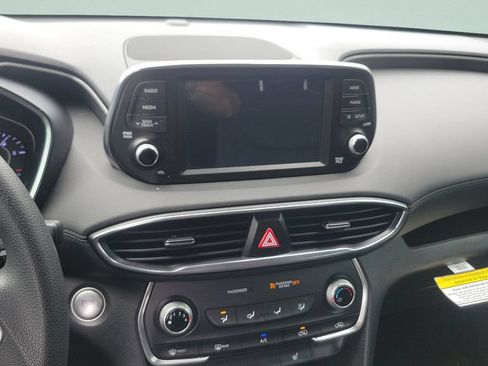 Used 2020 Hyundai Santa Fe SEL FWD image 14
