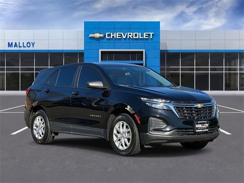 Used 2023 Chevrolet Equinox LS w/ Driver Confidence II Package image 1