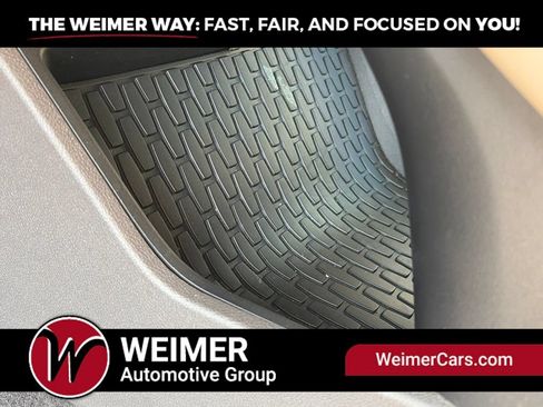 Used 2022 Lincoln Aviator AWD w/ Premium Package image 39