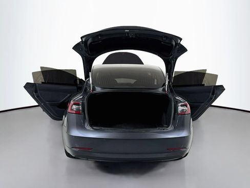 Used 2018 Tesla Model 3 Long Range RWD image 32