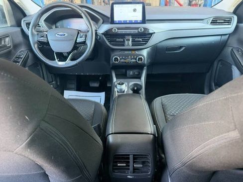 Used 2025 Ford Escape Active w/ Cold Weather Package AWD/4WD image 17
