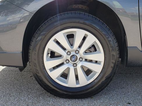 Used 2018 Subaru Outback 2.5i Premium w/ Popular Package #1 AWD/4WD image 27