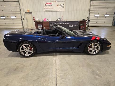 Used 1999 Chevrolet Corvette Convertible w/ Memory Pkg image 6