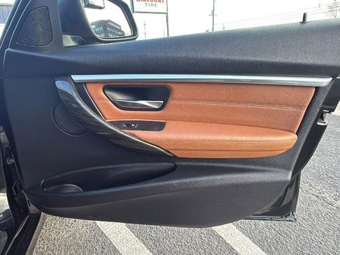 Used 2017 BMW 330i xDrive Sedan image 17