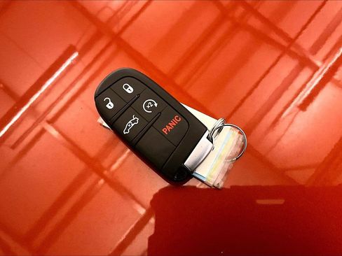 Used 2020 Dodge Challenger GT w/ Plus Package image 9