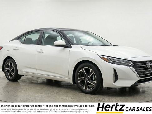 Used 2025 Nissan Sentra SV image 1