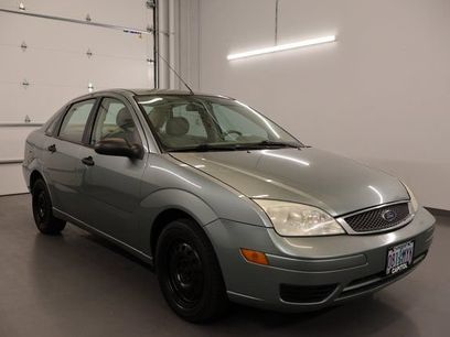 Used 2005 Ford Focus ZX4 Sedan