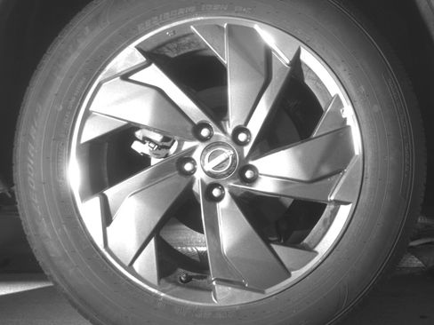 Used 2025 Nissan Rogue SV image 15