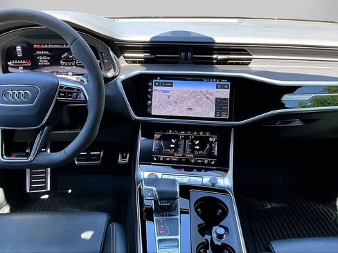 Used 2024 Audi RS 7 Performance AWD/4WD image 12