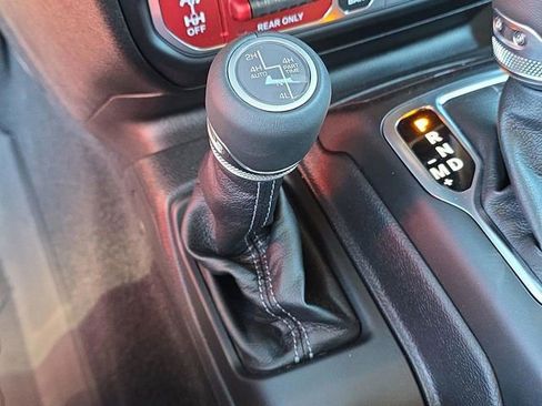 New 2026 Jeep Wrangler Unlimited Rubicon AWD/4WD image 25