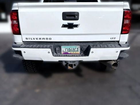 Used 2017 Chevrolet Silverado 2500 LTZ image 4