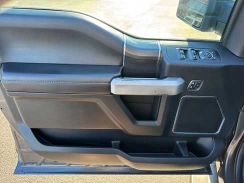 Used 2018 Ford F150 Lariat image 22