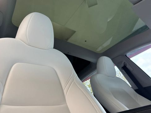 Used 2023 Tesla Model 3 Performance AWD/4WD image 17