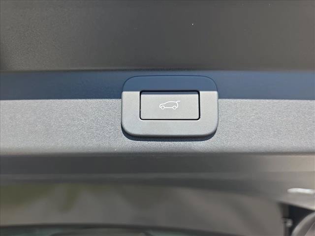 New 2027 Land Rover Range Rover Sport SE AWD/4WD image 13