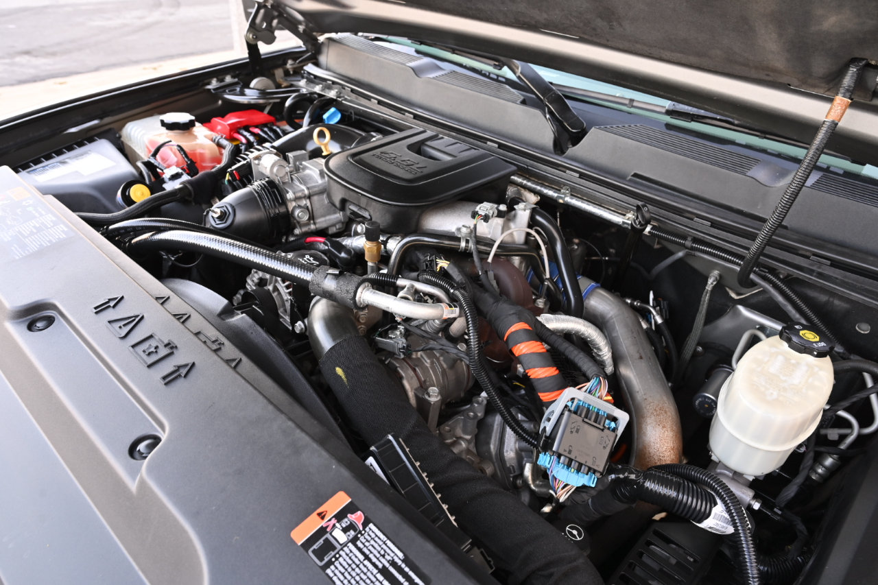 Used 2013 Chevrolet Silverado 2500 LTZ w/ LTZ Plus Package AWD/4WD image 24