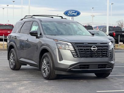 New 2026 Nissan Pathfinder SV