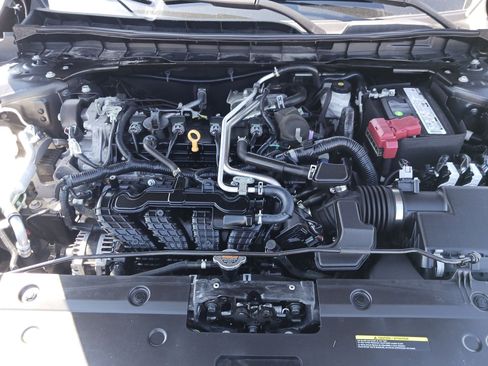 Used 2024 Nissan Altima 2.5 SR w/ SR Premium Package image 35