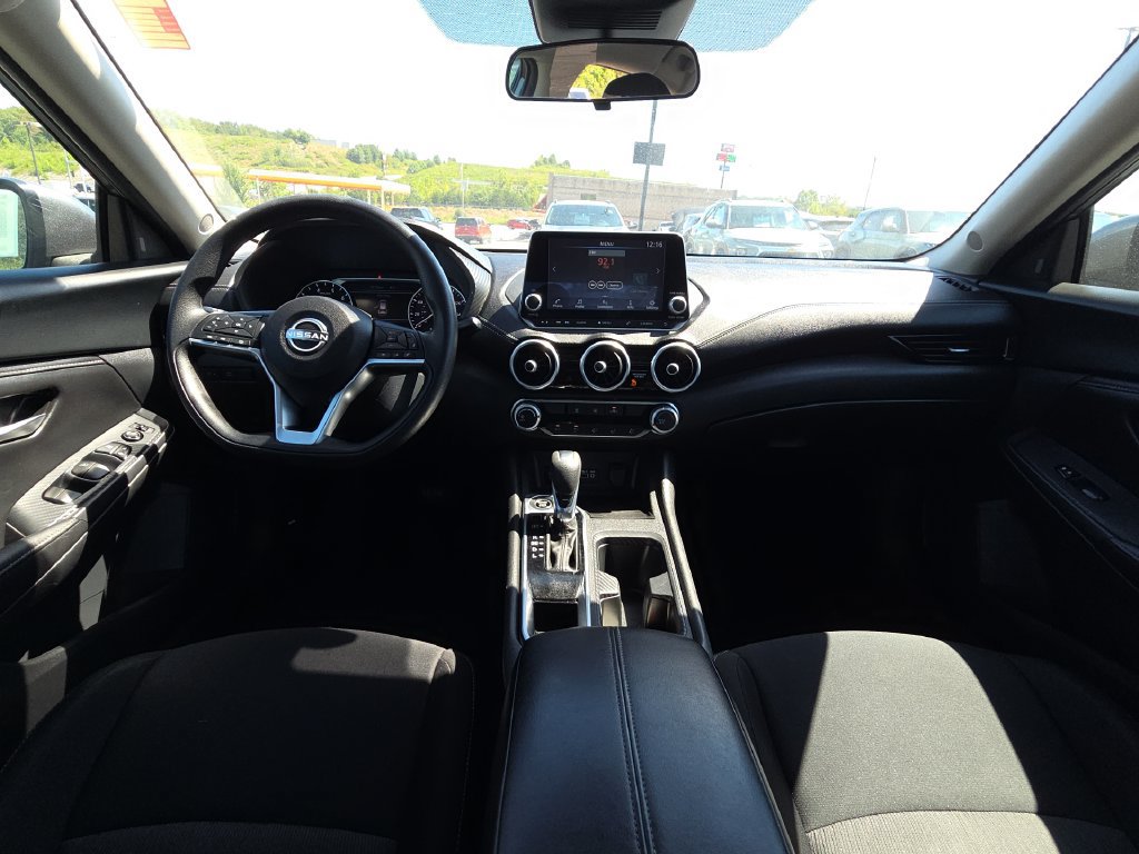 Used 2024 Nissan Sentra SV FWD image 29