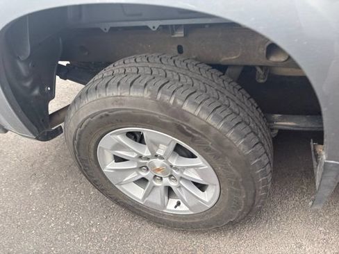 Used 2025 Chevrolet Silverado 1500 LT AWD/4WD image 13