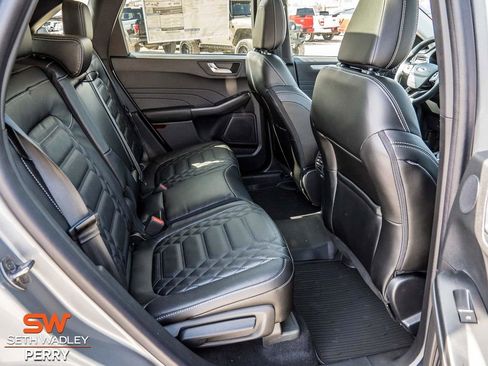 Used 2024 Ford Escape SE w/ PHEV Premium Package image 19