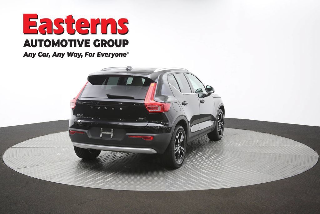 Used 2023 Volvo XC40 B5 Plus AWD/4WD image 42
