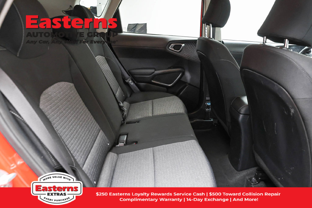 Used 2020 Kia Soul S FWD image 22