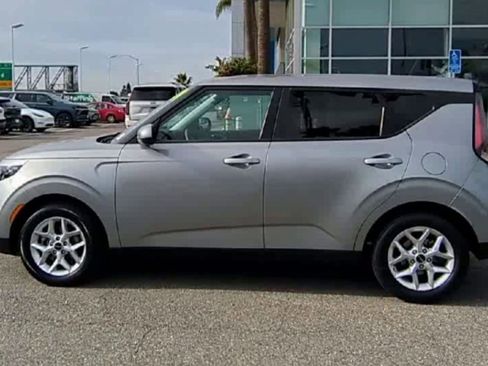 Used 2024 Kia Soul LX w/ Option Group 015 image 5