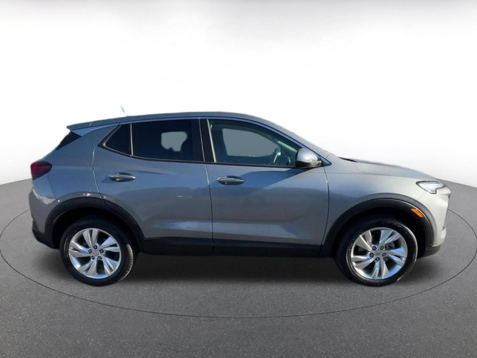 Used 2025 Buick Encore GX Preferred AWD/4WD image 15