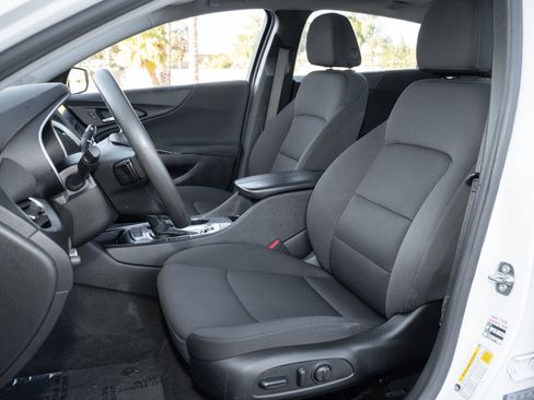 Used 2024 Chevrolet Malibu LT image 22