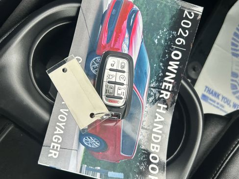 Used 2026 Chrysler Voyager LX FWD image 21