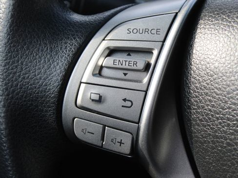 Used 2014 Nissan Altima 2.5 S FWD image 23