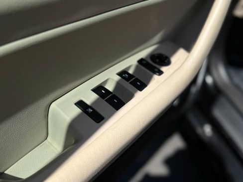 Used 2019 Hyundai Sonata SE FWD image 30
