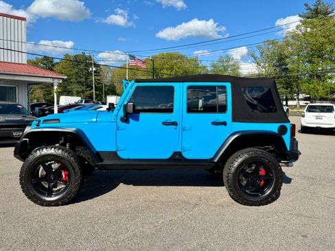 Used 2013 Jeep Wrangler Unlimited Sport AWD/4WD image 5
