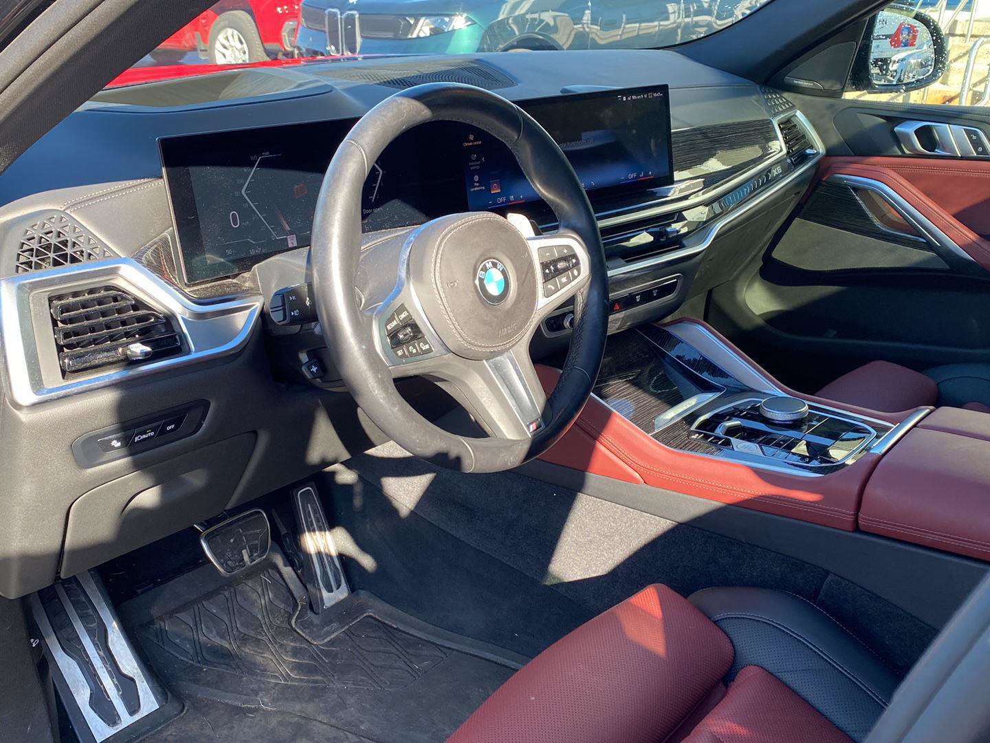 Used 2024 BMW X6 xDrive40i w/ Premium Package AWD/4WD image 10