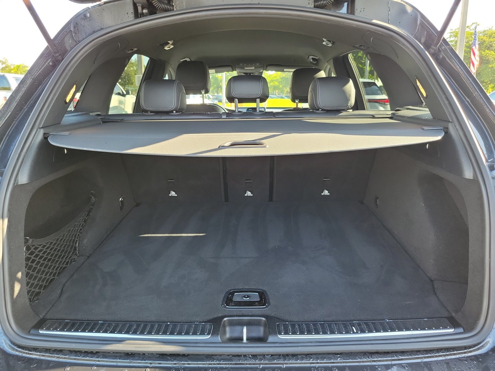 Used 2022 Mercedes-Benz GLC 300 image 9