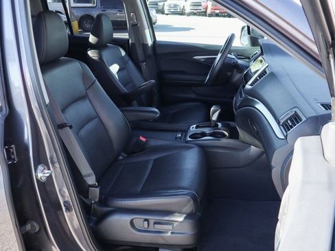 Used 2019 Honda Ridgeline RTL-T image 40