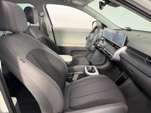 Used 2024 Hyundai Ioniq 5 SEL image 34