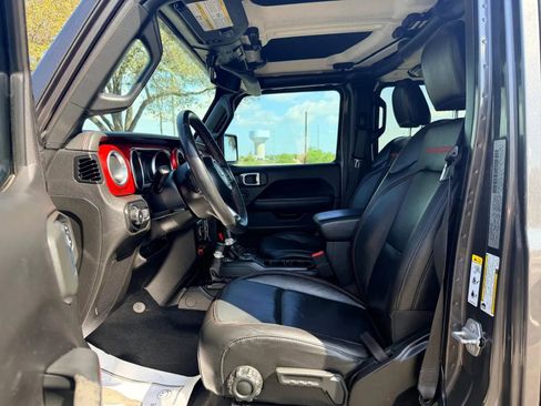 Used 2019 Jeep Wrangler Unlimited Rubicon image 14