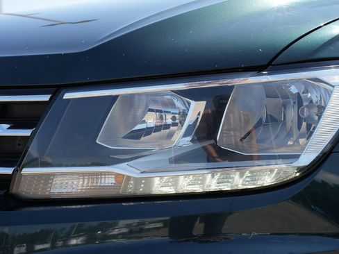 Used 2019 Volkswagen Tiguan S FWD image 23