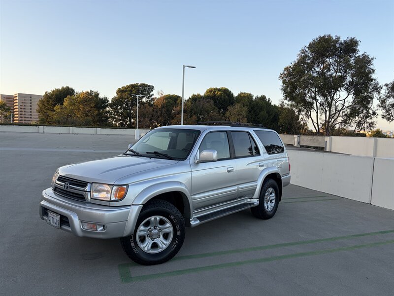 Used 2001 Toyota 4Runner Limited RWD image 1