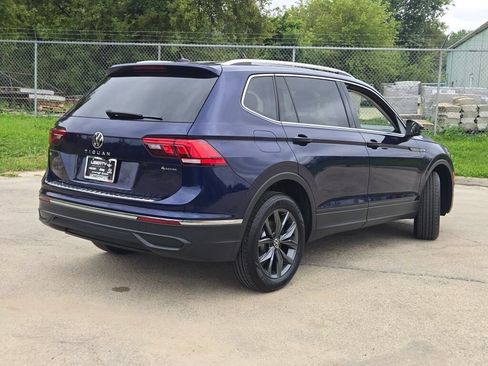 Used 2022 Volkswagen Tiguan SE AWD/4WD image 10
